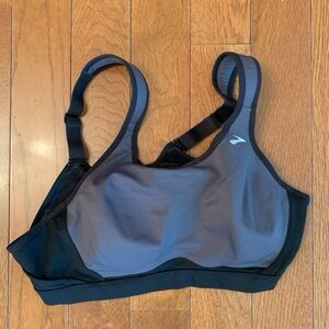 NWOT Women’s Brooks Sports Bra